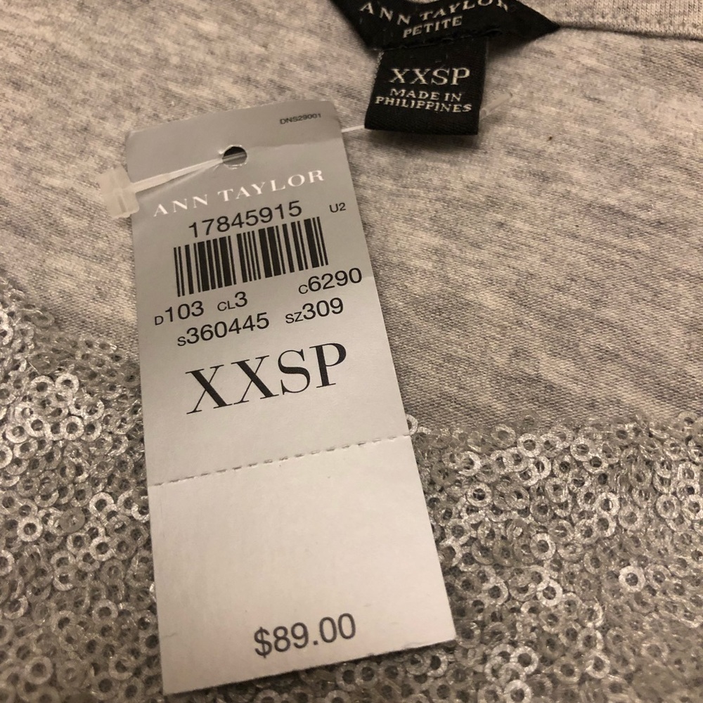 Ann Taylor Women T shirt with silver sequin💥sals - Picture 3 of 5